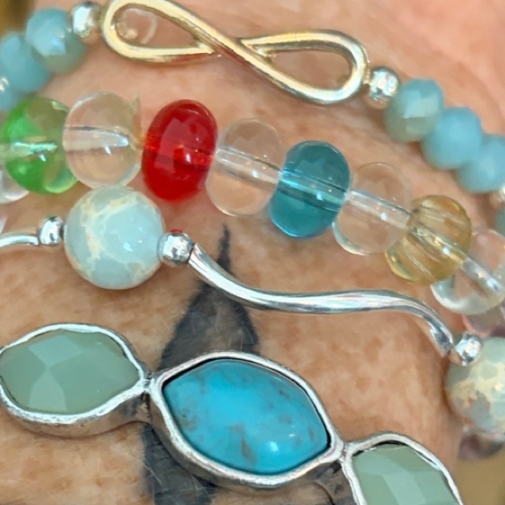 Bracelet Bundle Blowout Colorful Beaded Bracelet Set 4 - Picture 3 of 7